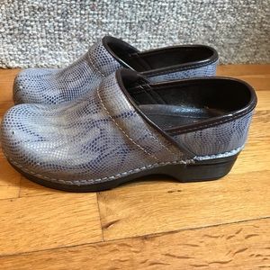 Dansko Shoes Purple Lavender Size 36